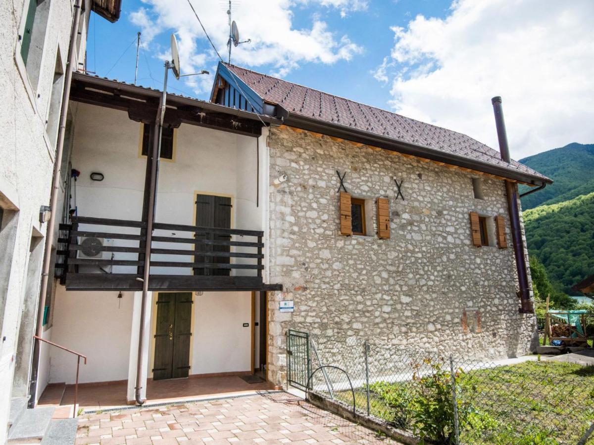 Apartment Albergo Diffuso - Cjasa De Barce-1 By Interhome バルチス エクステリア 写真